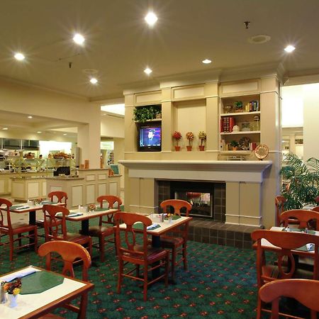 Hilton Garden Inn Tulsa Airport Eksteriør billede