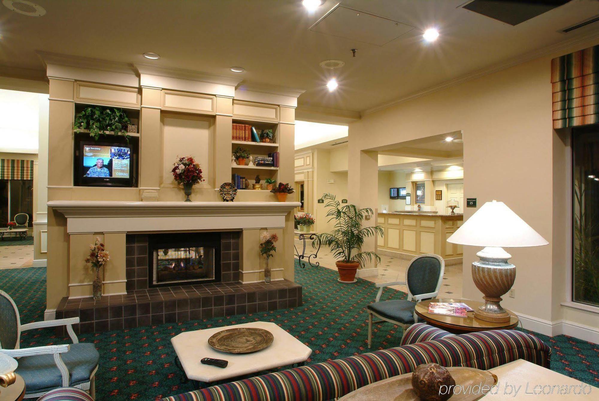 Hilton Garden Inn Tulsa Airport Eksteriør billede