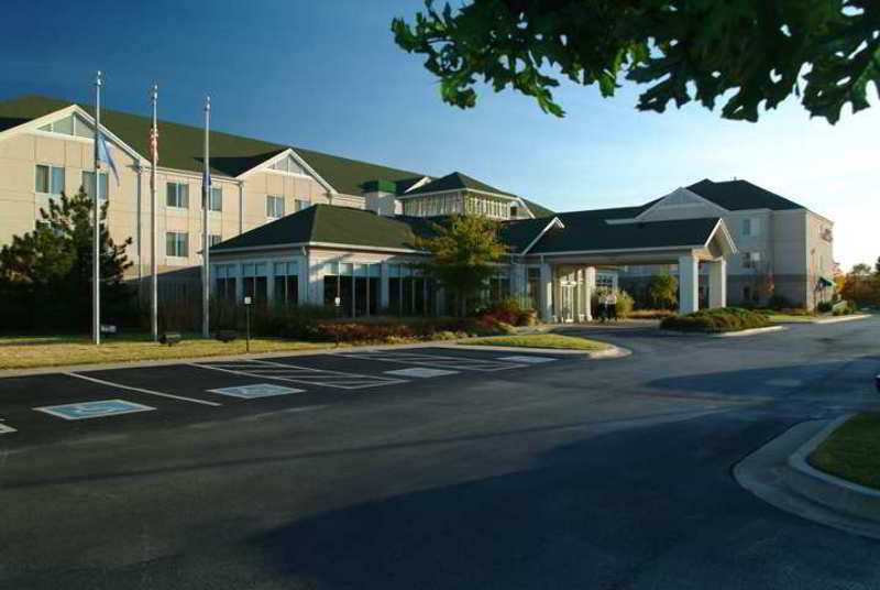 Hilton Garden Inn Tulsa Airport Eksteriør billede